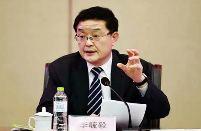 足球免费在线观看-李毓毅&amp;马成全被查 足坛反腐案已公布涉案11人